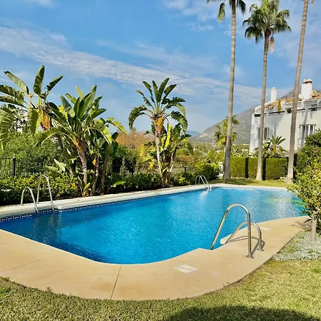 Arco Iris Puente Townhouse Within A Short Walk To Puente Luxury Complex And The Promenade - Eaw Homes Marbella