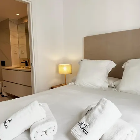 Luxury Golden Mile Townhouse Near Puente Romano - Eaw Homes بيت للعطل