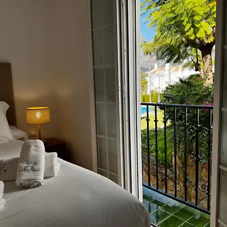 Arco Iris Puente Townhouse Within A Short Walk To Puente Luxury Complex And The Promenade - Eaw Homes * Marbella